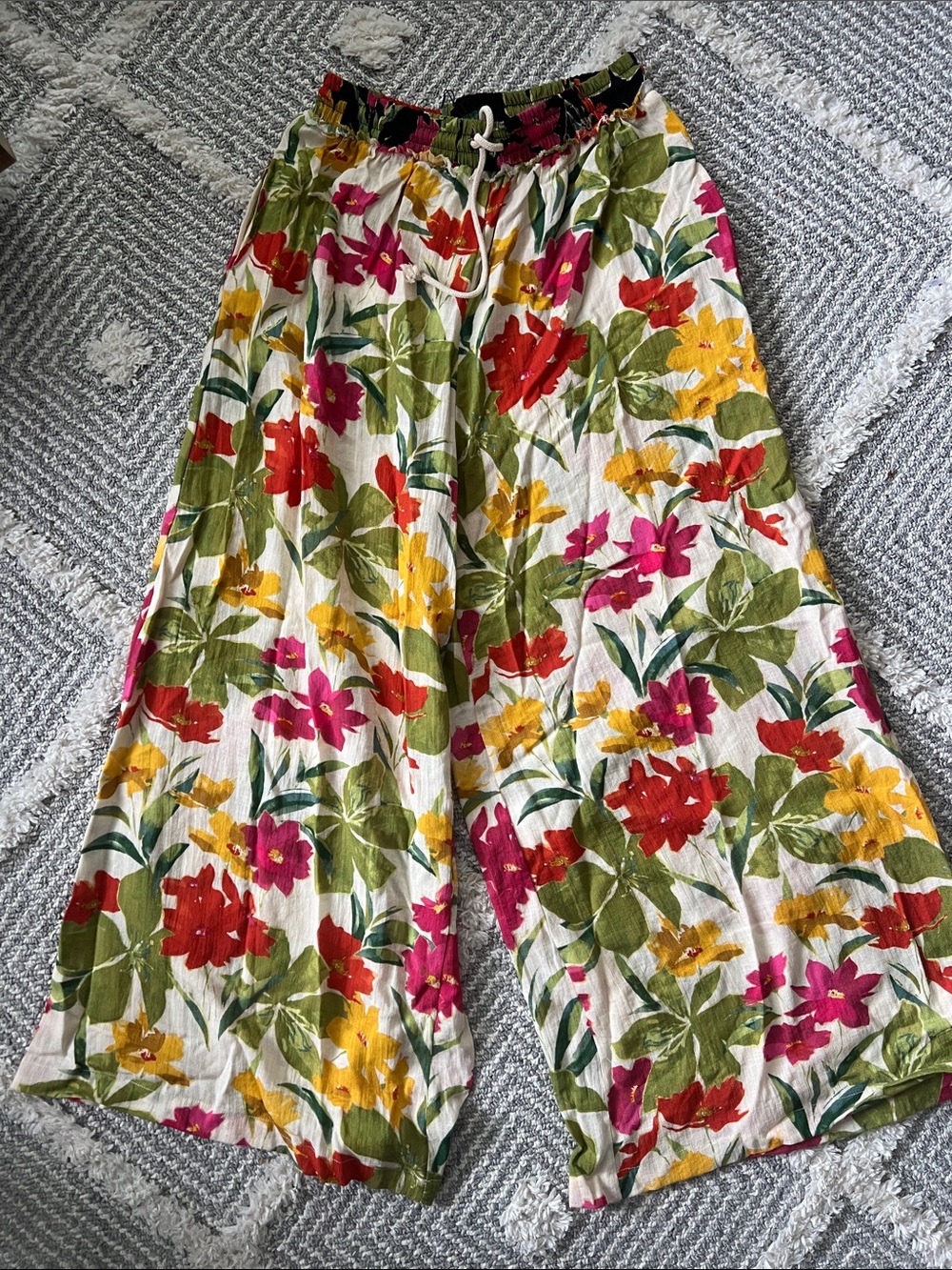 Vici White Wide-Leg Floral Pants with Red, Pink & Yellow Flowers